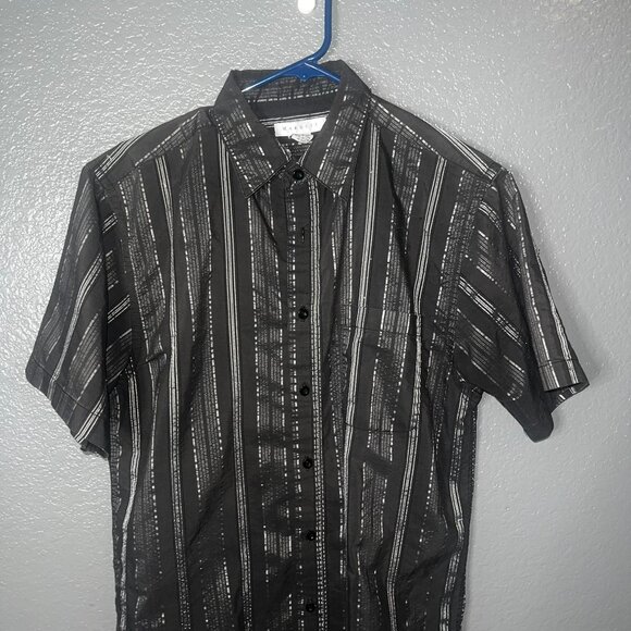 Marquis Men's Black & Silver Abstract Striped Short Sleeve Button-Up – Size Medi - Picture 2 of 3